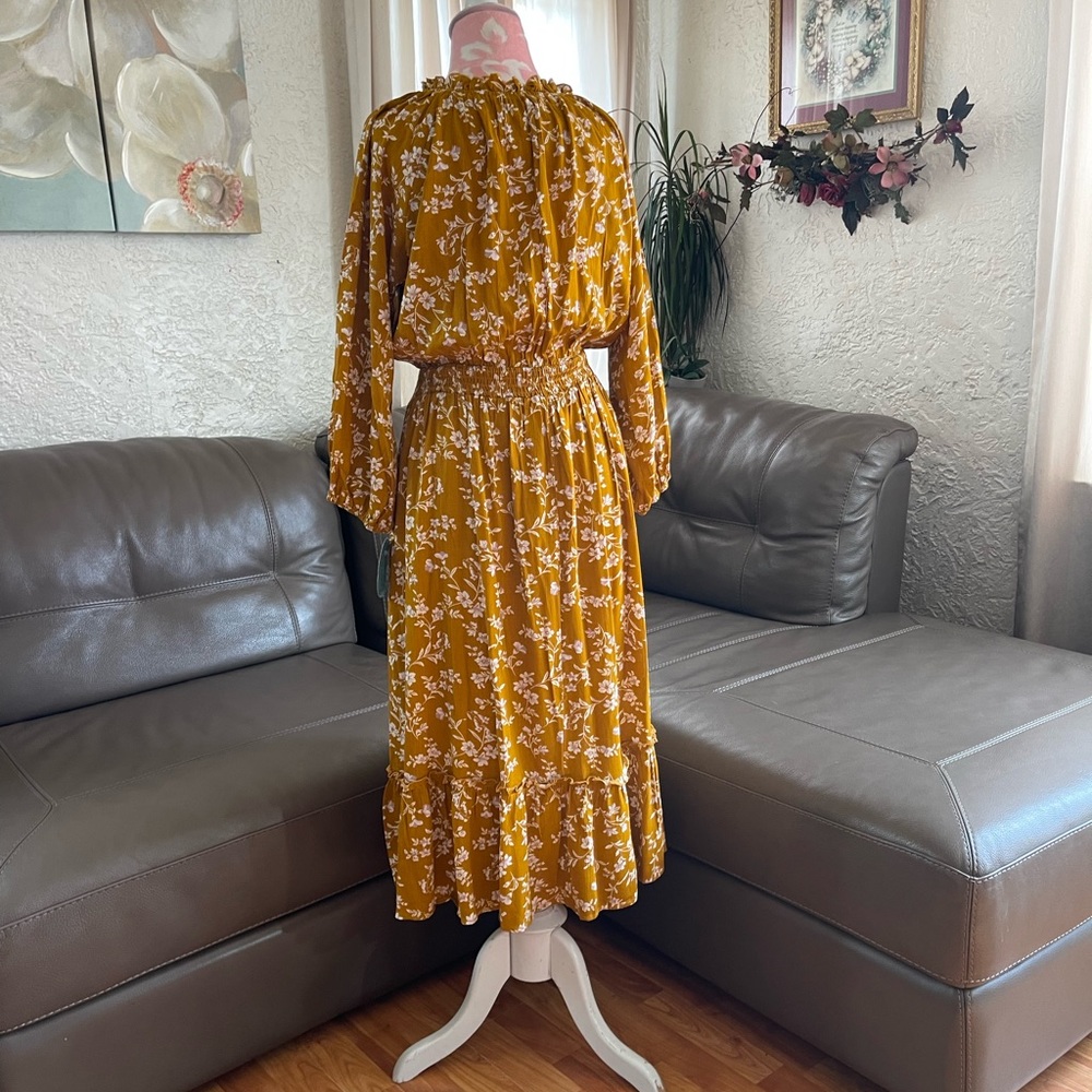 Mustard Flower Dress - Picture 2 of 5